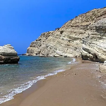 Fourtounis Otel 2*